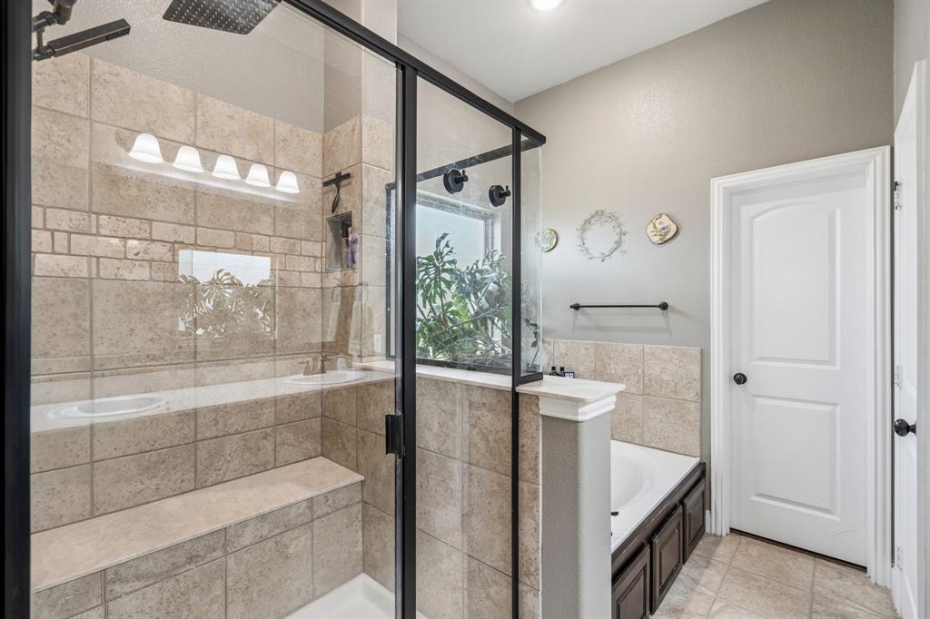 127 Hillcrest Way, Crandall, TX 75114