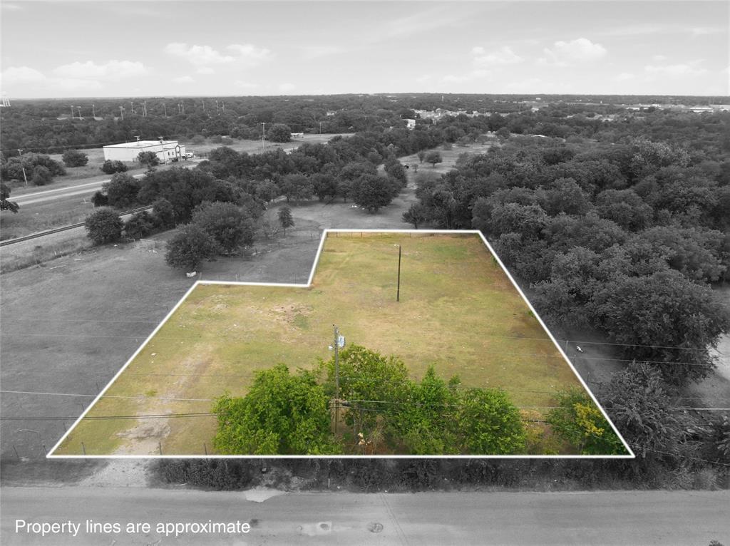 4112 Pecan Lane, Waco, TX 76705 4112 Pecan Lane, Waco, TX 76705