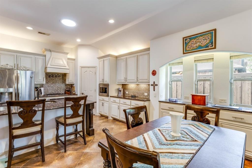 114 Lyndhurst Drive, Wylie, TX 75098