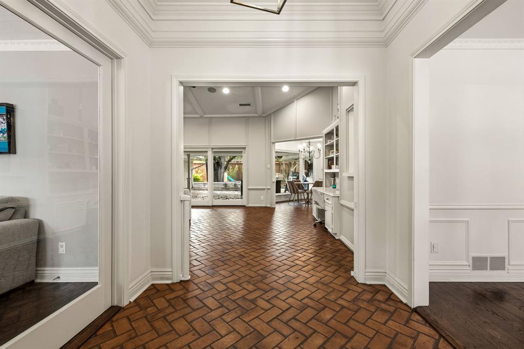 7210 Meadow Road, Dallas, TX 75230