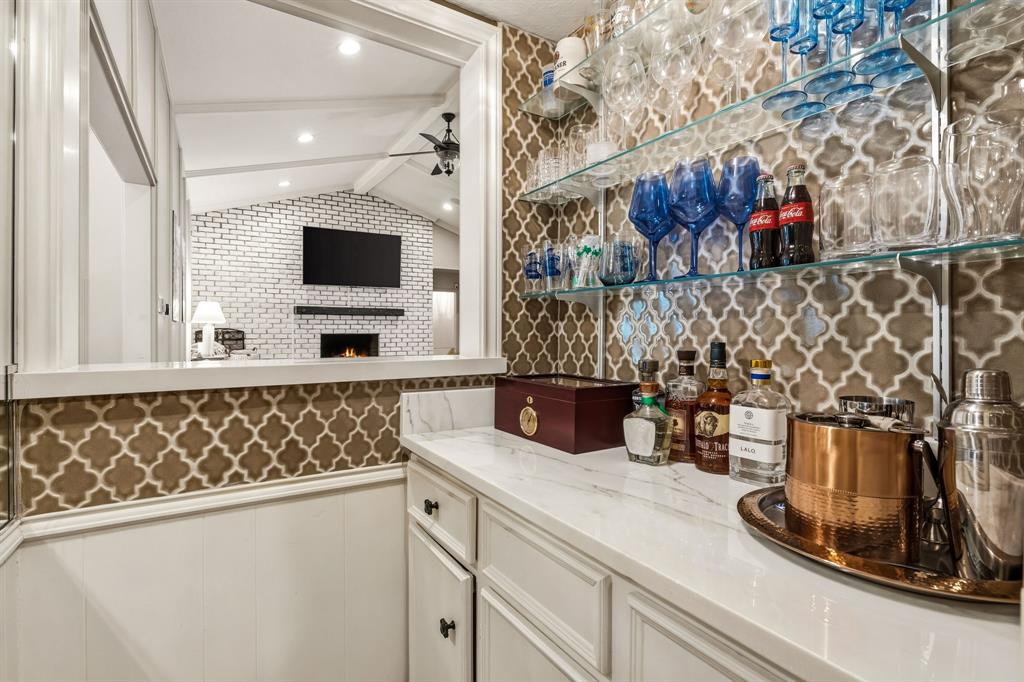 7210 Meadow Road, Dallas, TX 75230