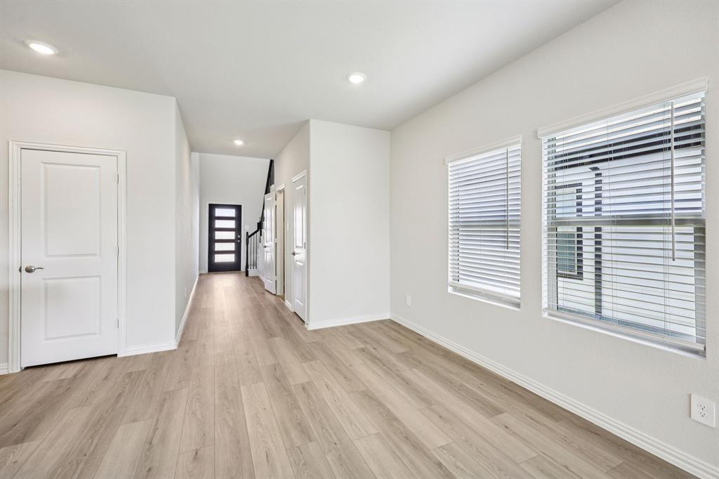 Photo is not of the actual home, but is an inspirational photo of builder’s model home and may depict options, furnishings, and/or decorator features that are not included.
