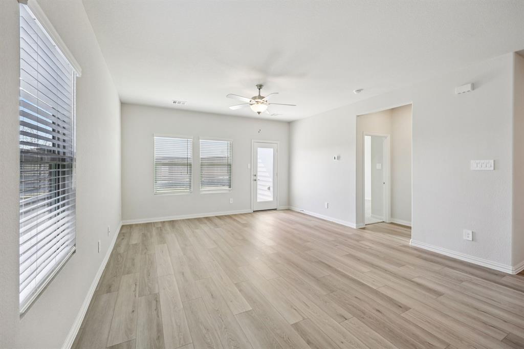 Photo is not of the actual home, but is an inspirational photo of builder’s model home and may depict options, furnishings, and/or decorator features that are not included.