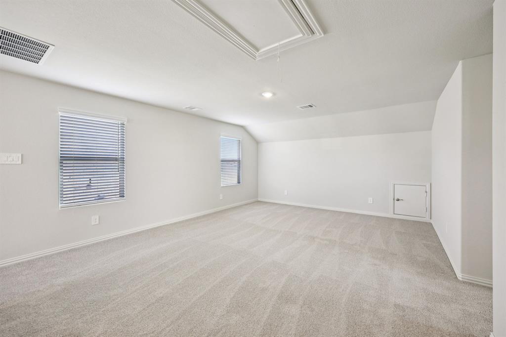 Photo is not of the actual home, but is an inspirational photo of builder’s model home and may depict options, furnishings, and/or decorator features that are not included.