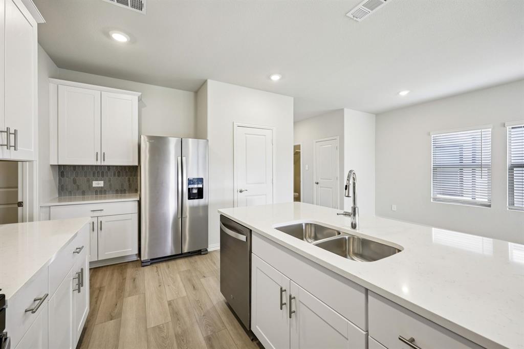 Photo is not of the actual home, but is an inspirational photo of builder’s model home and may depict options, furnishings, and/or decorator features that are not included.