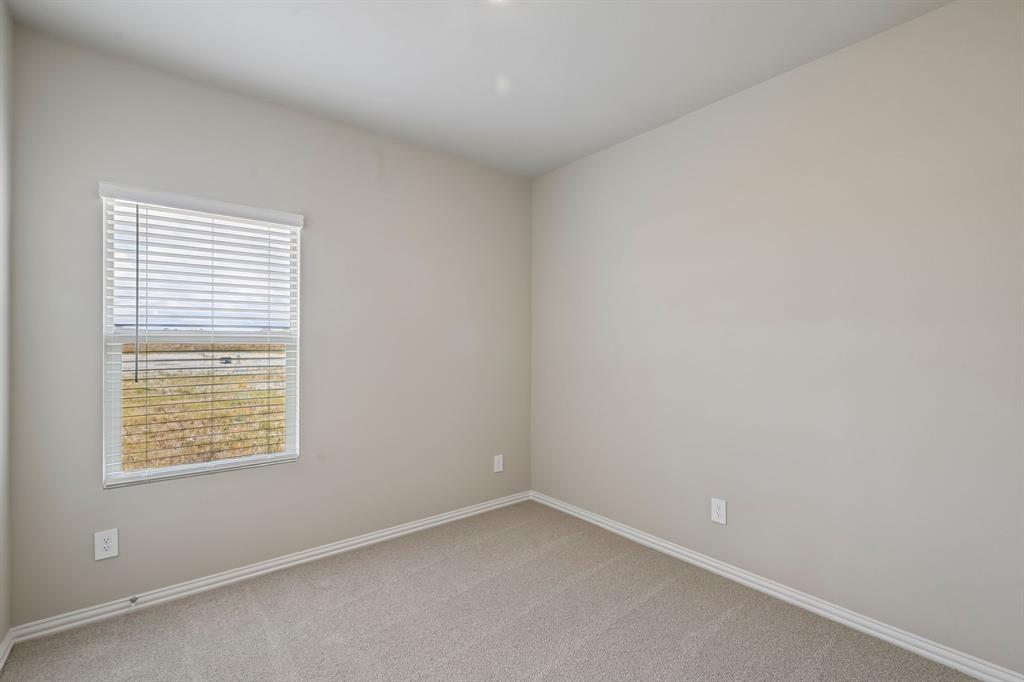 Photo is not of the actual home, but is an inspirational photo of builder’s model home and may depict options, furnishings, and/or decorator features that are not included.