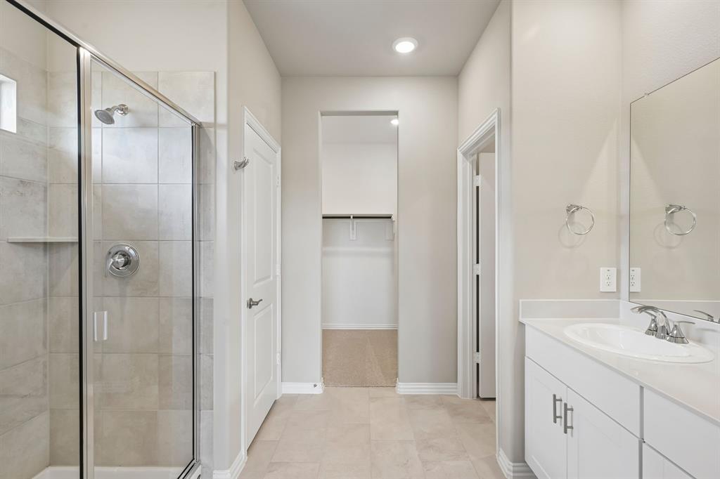 Photo is not of the actual home, but is an inspirational photo of builder’s model home and may depict options, furnishings, and/or decorator features that are not included.