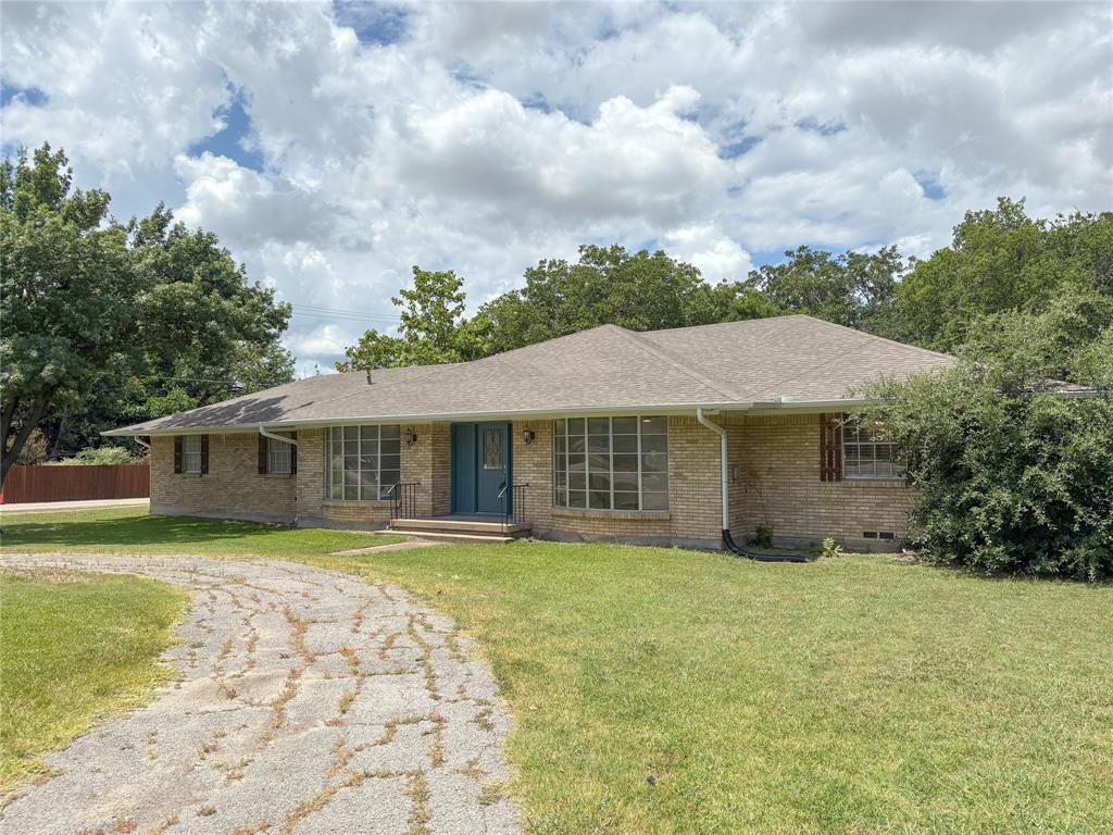 511 W Walnut Street, Celina, TX 75009