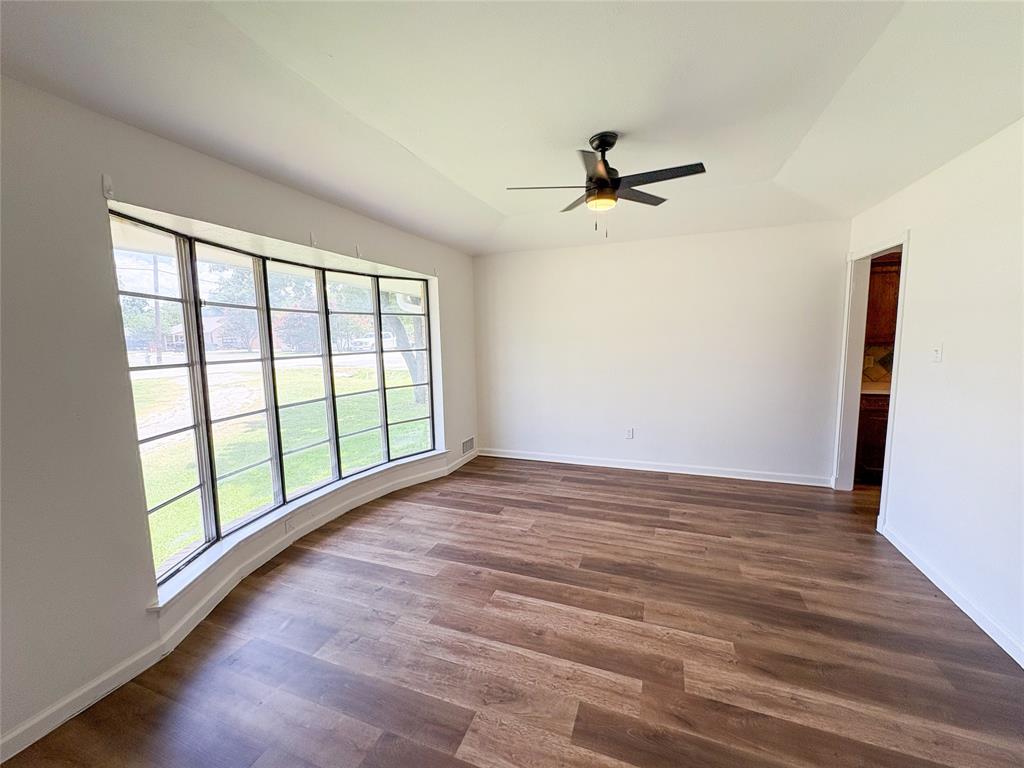 511 W Walnut Street, Celina, TX 75009 511 W Walnut Street, Celina, TX 75009