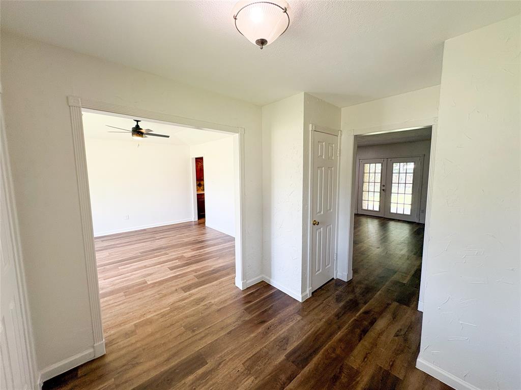 511 W Walnut Street, Celina, TX 75009 511 W Walnut Street, Celina, TX 75009