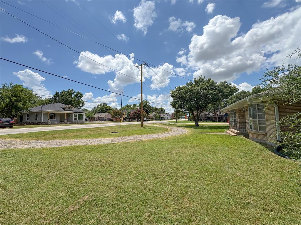 511 W Walnut Street, Celina, TX 75009