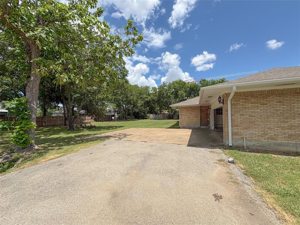511 W Walnut Street, Celina, TX 75009