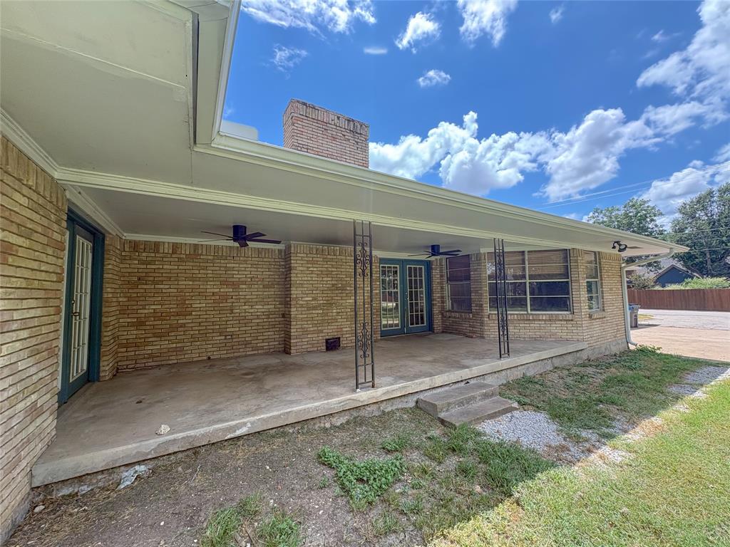 511 W Walnut Street, Celina, TX 75009