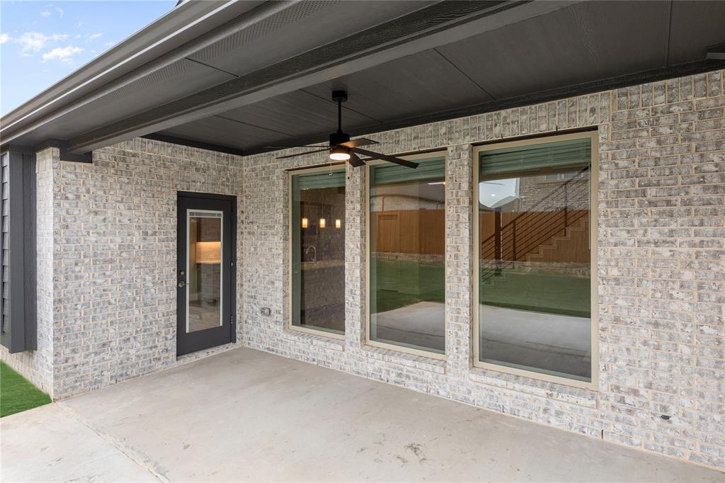 4017 Foot Hills Drive, Midlothian, TX 76065