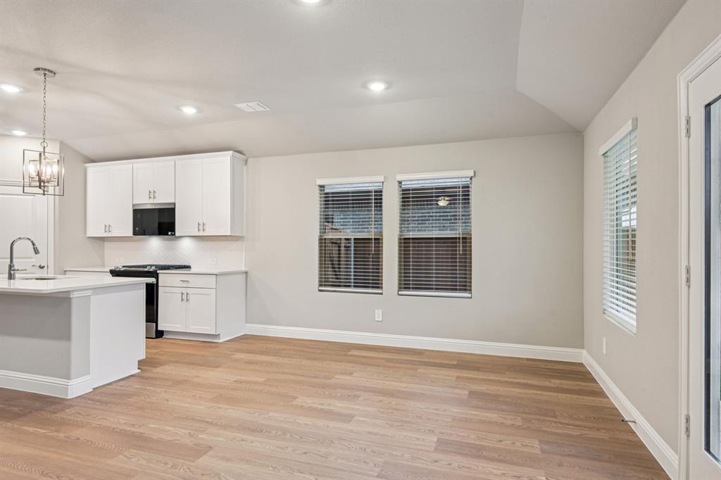 Photo is not of the actual home, but is an inspirational photo of builder’s model home and may depict options, furnishings, and/or decorator features that are not included.