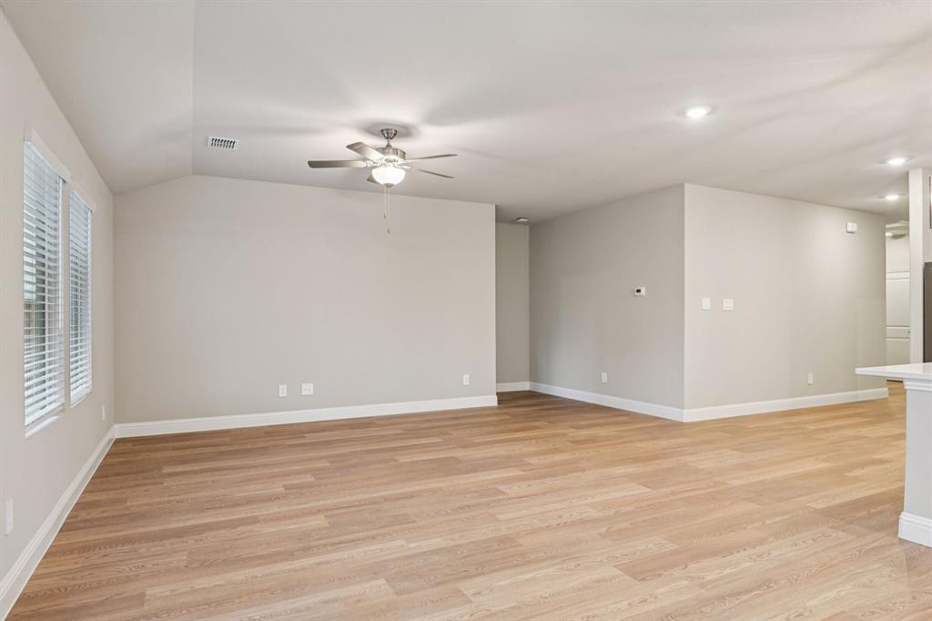 Photo is not of the actual home, but is an inspirational photo of builder’s model home and may depict options, furnishings, and/or decorator features that are not included.