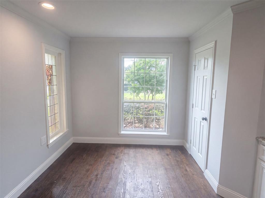 3308 Brookhaven Club Drive, Farmers Branch, TX 75234