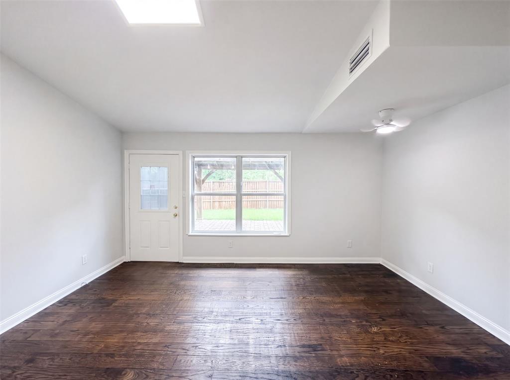 3308 Brookhaven Club Drive, Farmers Branch, TX 75234