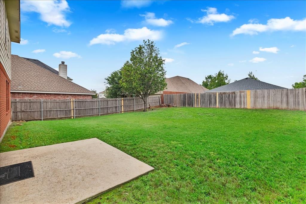 1110 Caroline Drive, Princeton, TX 75407
