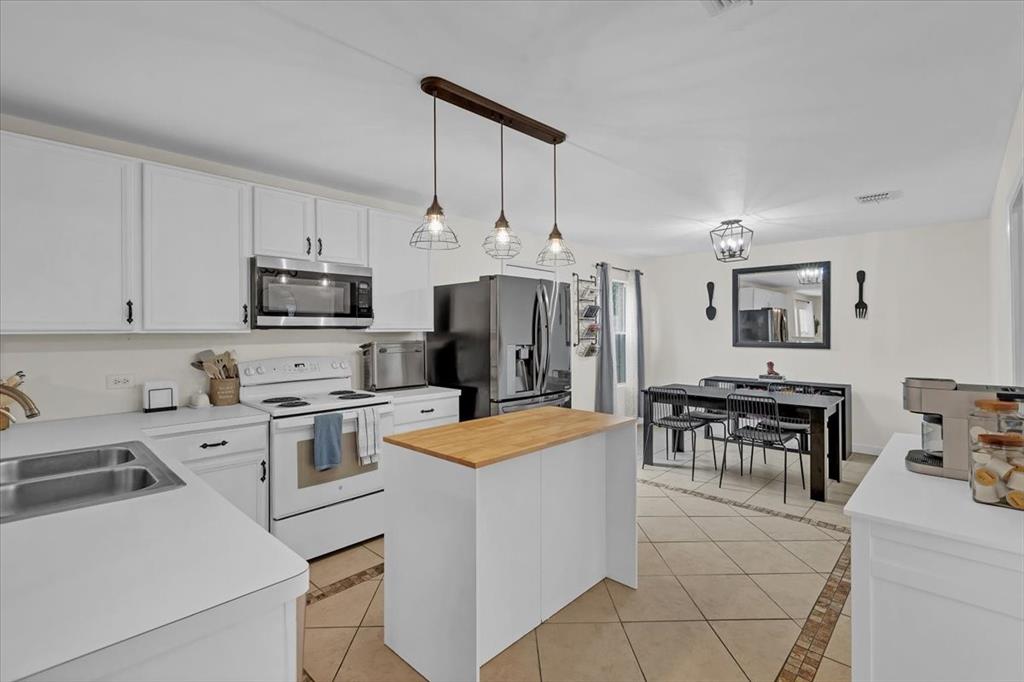 1110 Caroline Drive, Princeton, TX 75407 1110 Caroline Drive, Princeton, TX 75407