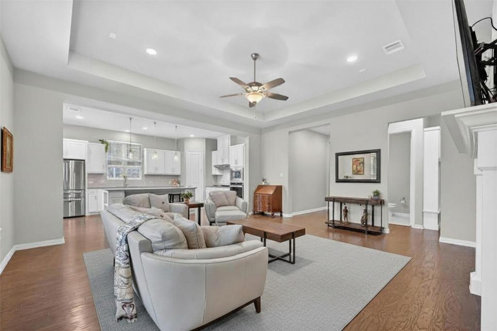 713 Rous Falls Drive, McKinney, TX 75071
