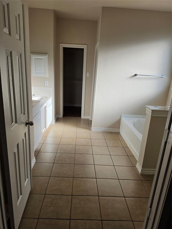 1743 Summerwood Lane, Cedar Hill, TX 75104