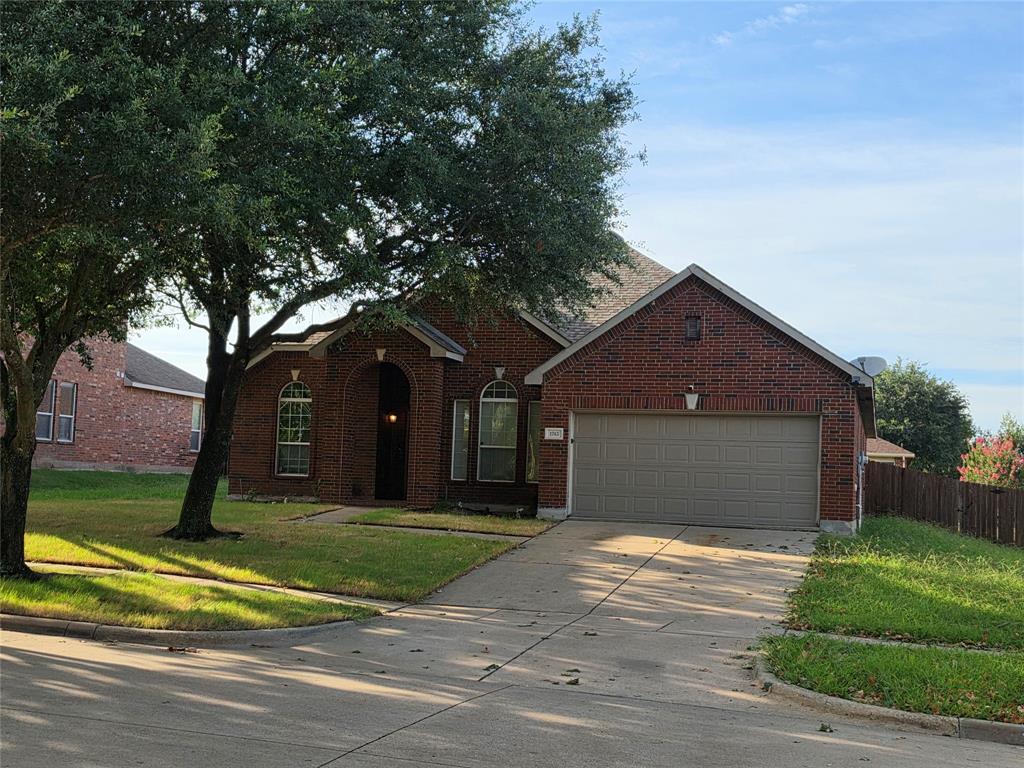 1743 Summerwood Lane, Cedar Hill, TX 75104 1743 Summerwood Lane, Cedar Hill, TX 75104