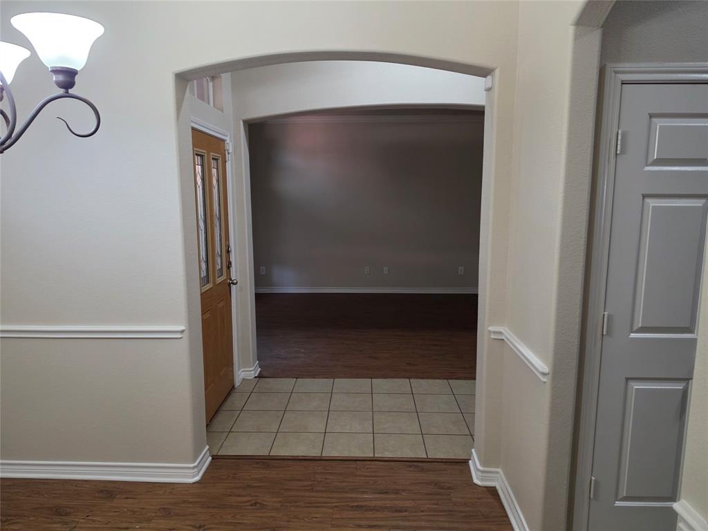 1743 Summerwood Lane, Cedar Hill, TX 75104