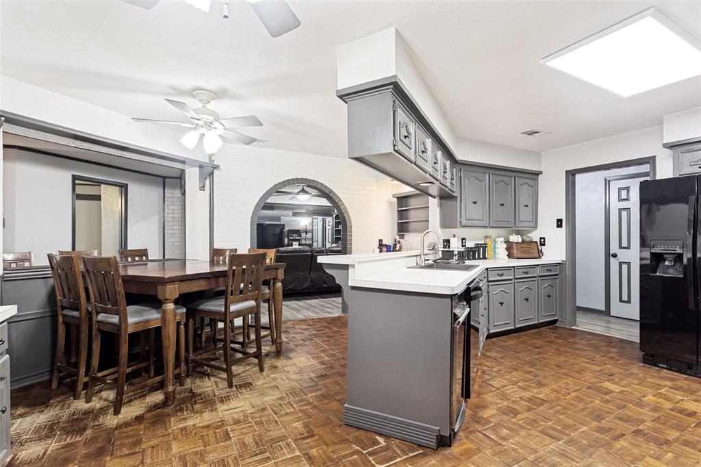 3217 Colonel Circle, Garland, TX 75043 3217 Colonel Circle, Garland, TX 75043