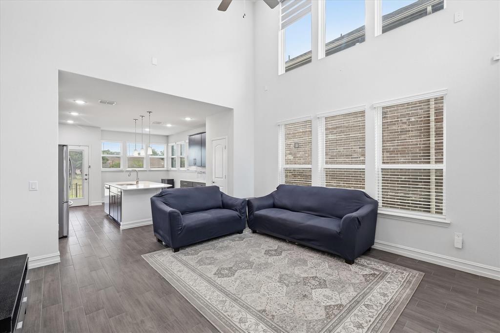 217 Jones Street, Irving, TX 75063