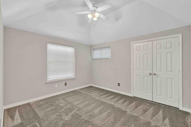 9102 Hogan Drive, Rowlett, TX 75089