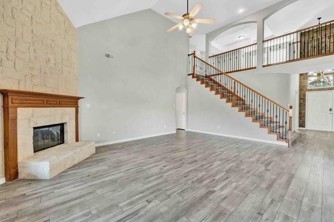 9102 Hogan Drive, Rowlett, TX 75089
