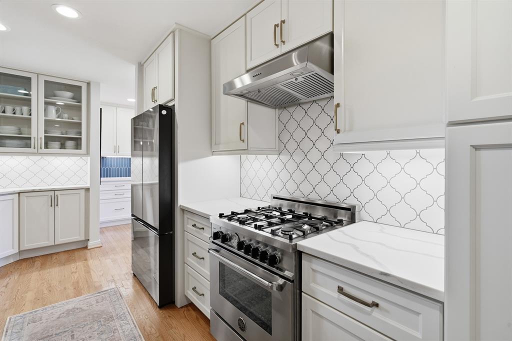 6120 Kenwood Avenue, Dallas, TX 75214