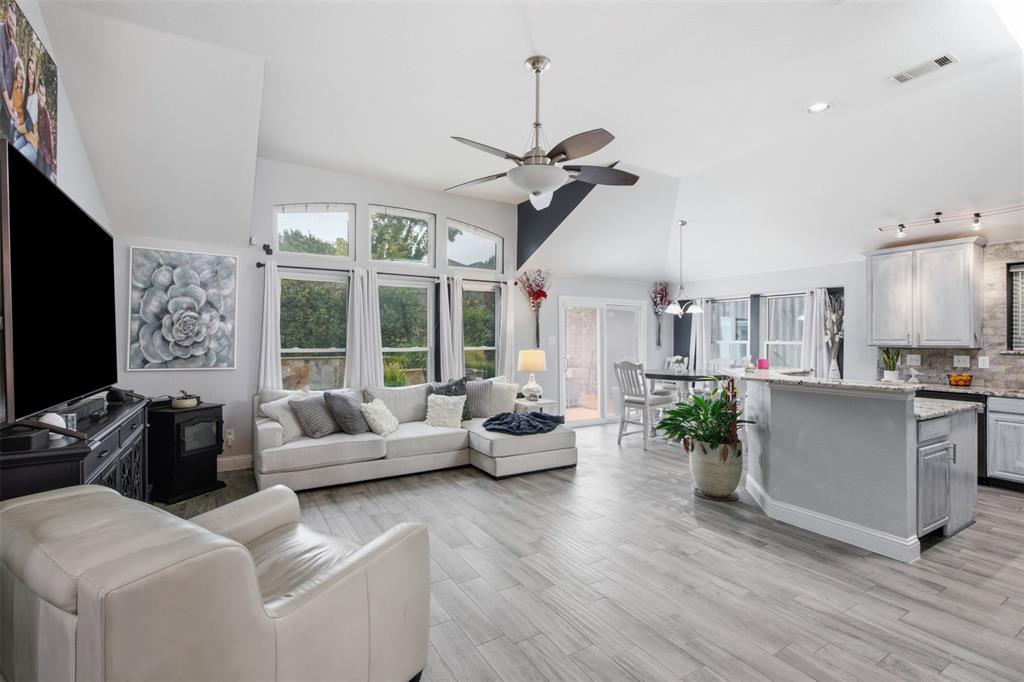 600 Crystal Falls Drive, McKinney, TX 75071