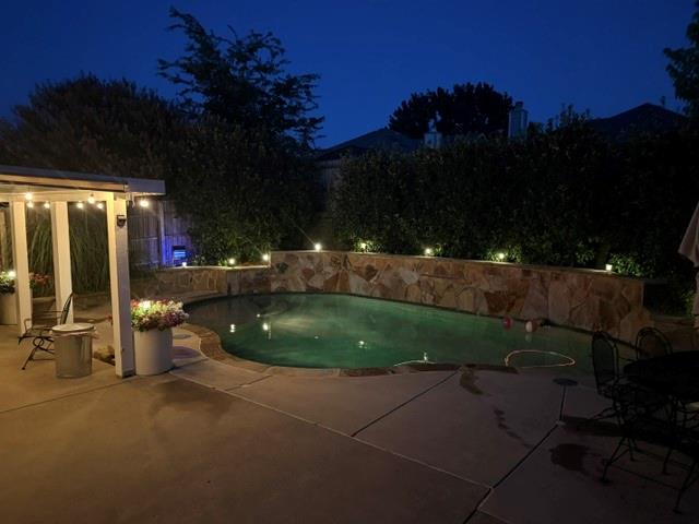 night view w lights