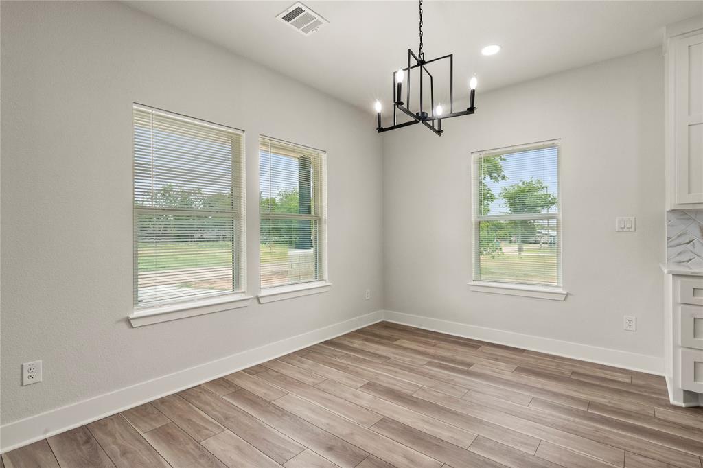 214 Rogers Street, McGregor, TX 76657