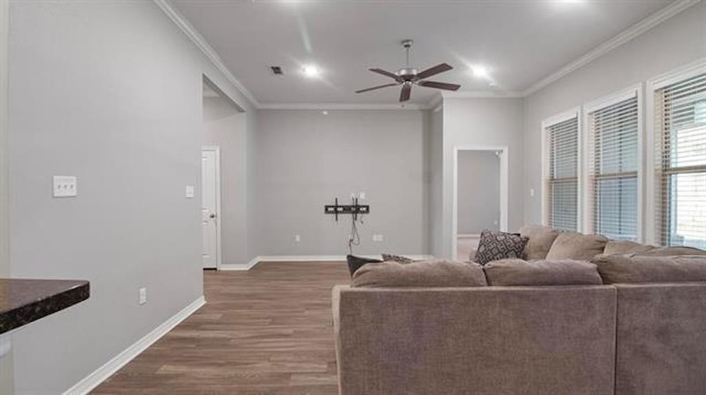 2927 Meadow Brook Trail, Tyler, TX 75701
