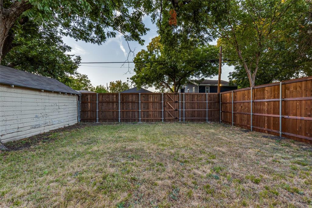 New 8-ft Privacy Fence