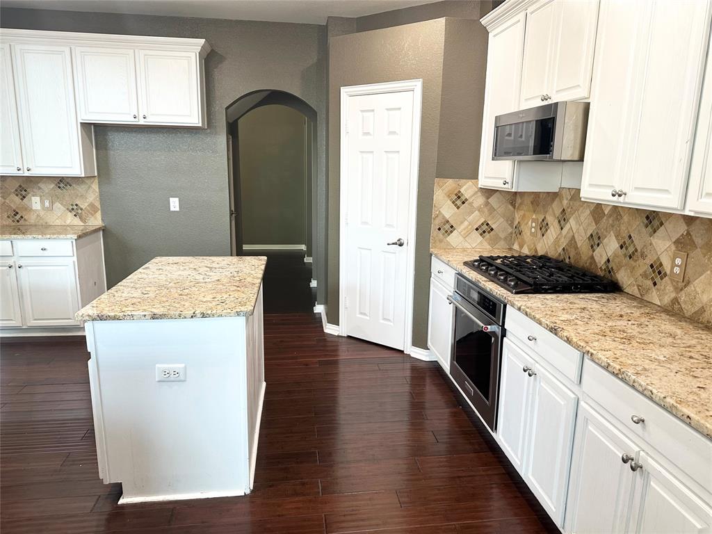 806 Cascades Drive, Allen, TX 75002