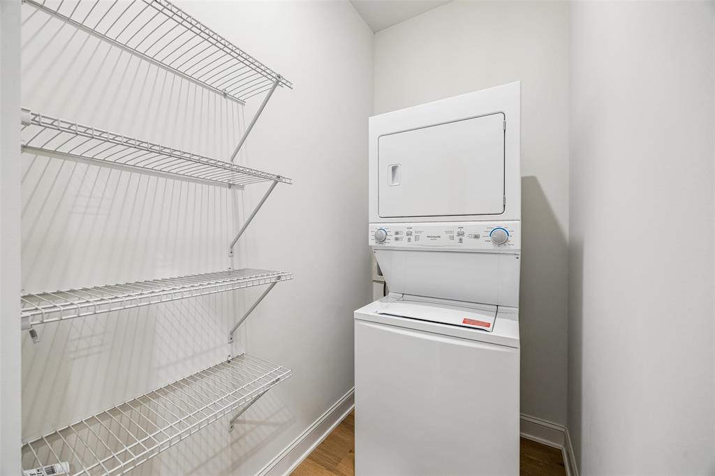 2010 Commerce Street, #B202, Dallas, TX 75201