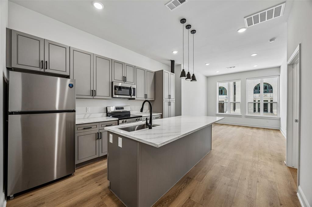 2010 Commerce Street, #B202, Dallas, TX 75201