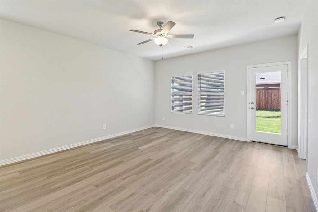 Photo is not of the actual home, but is an inspirational photo of builder’s model home and may depict options, furnishings, and/or decorator features that are not included.