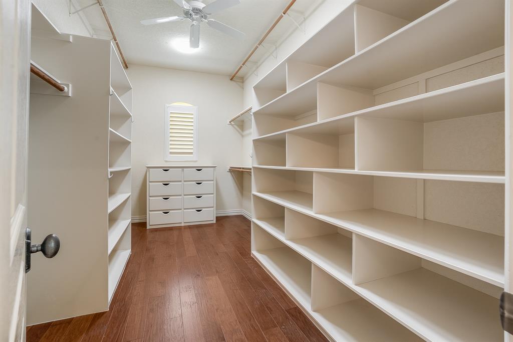 5809 Nutcracker Drive, Granbury, TX 76049
