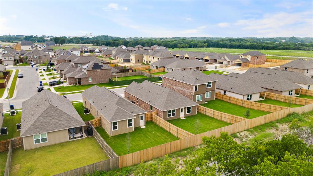 1708 Acts Lane, Ennis, TX 75119