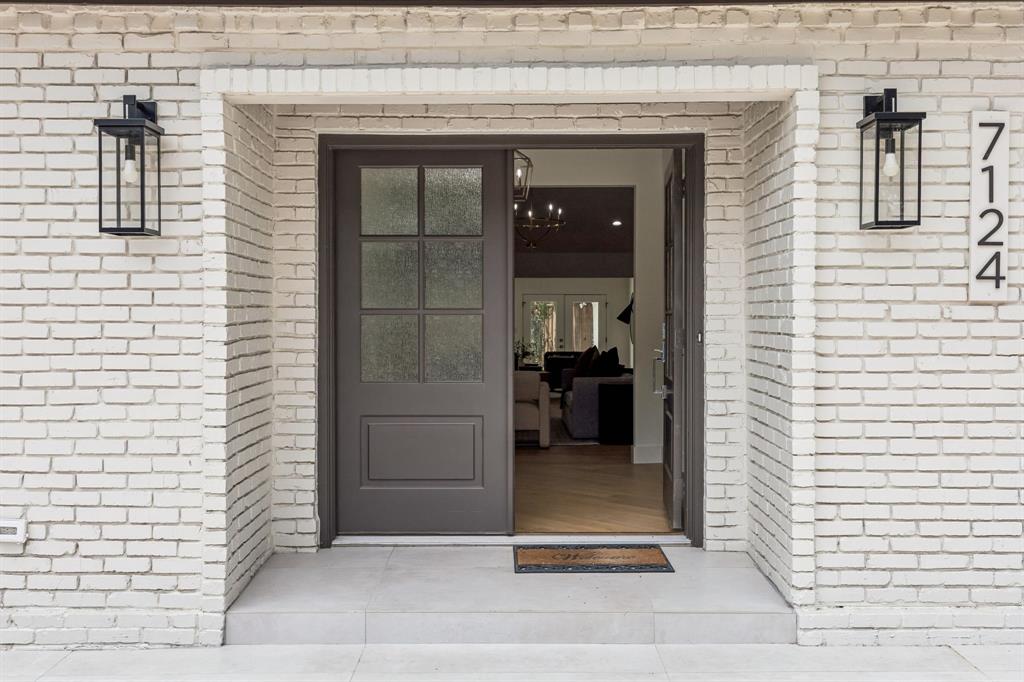 7124 Meadow Road, Dallas, TX 75230