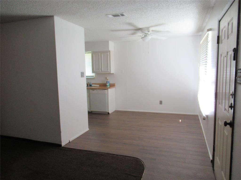 4214 3rd Street, Greenville, TX 75401