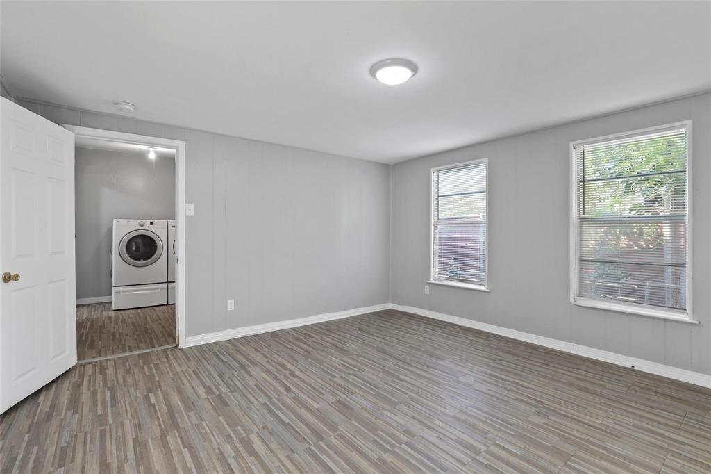 2821 Gladstone Drive, Dallas, TX 75211