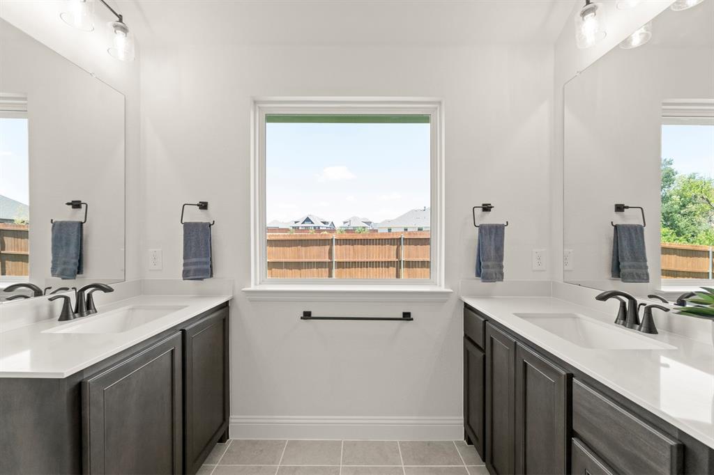 20. 3805 Maize - Bath (2)