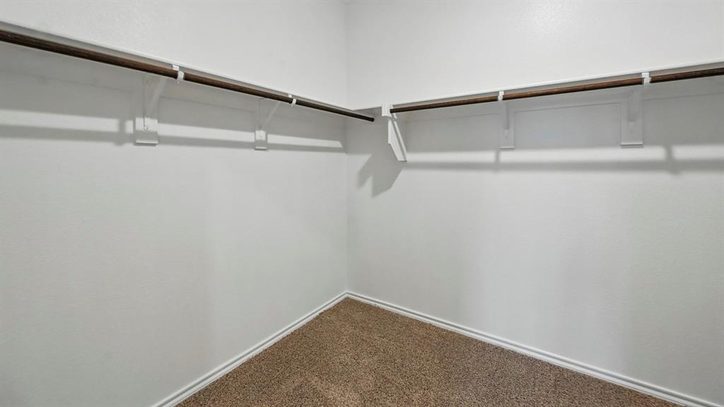 Walk in closet