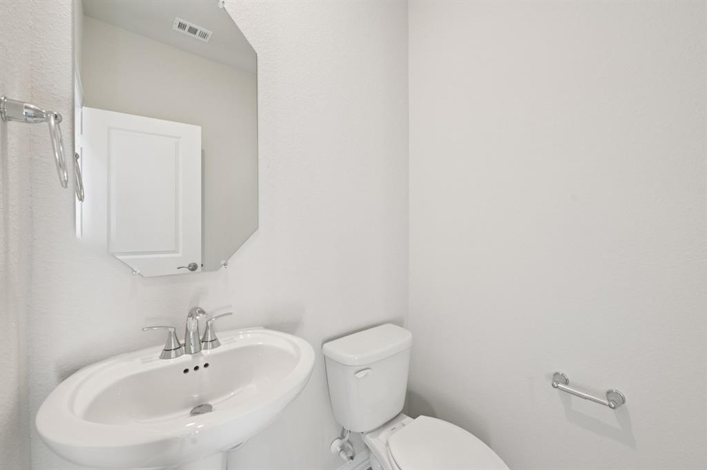 Photo is not of the actual home, but is an inspirational photo of builder’s model home and may depict options, furnishings, and/or decorator features that are not included.